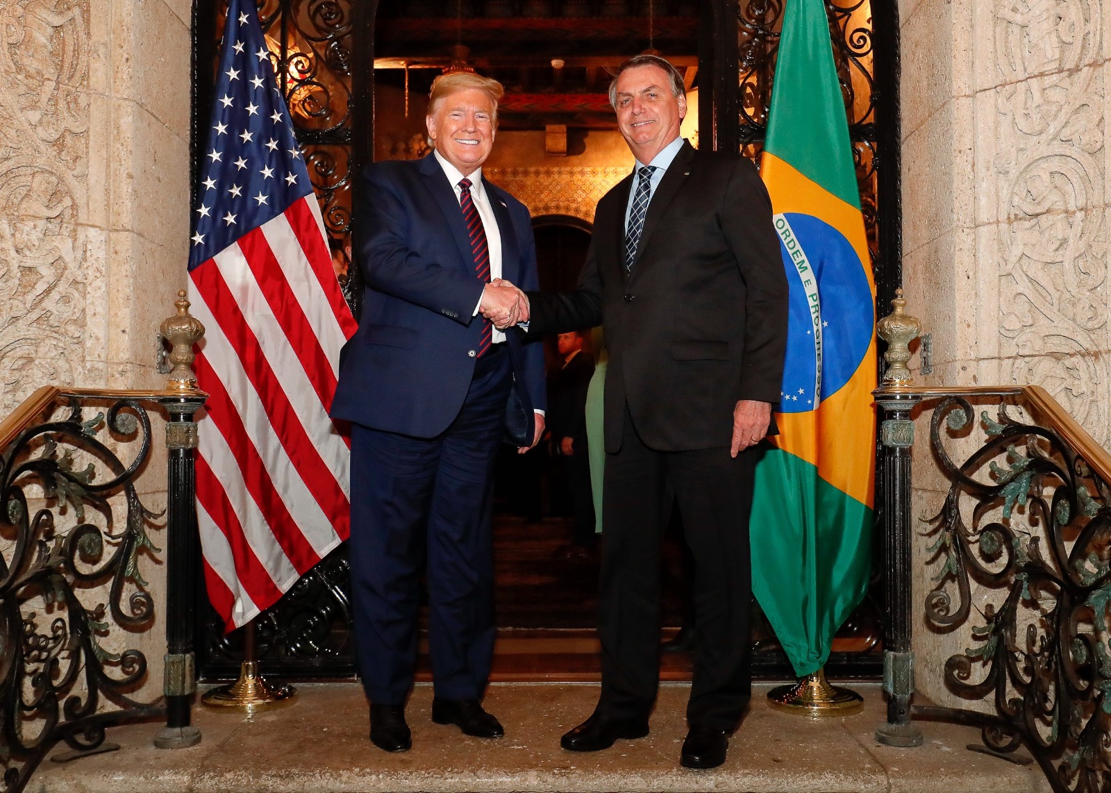 Imagem - Proibição de Bolsonaro ir à posse de Trump repercute na imprensa mundial